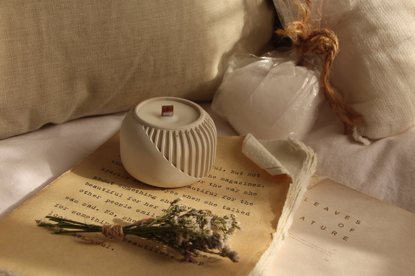 נר דגם- משלוב (בטון לבן)